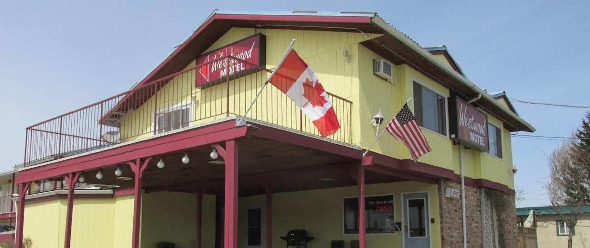 Westwood Motel 100 Mile House מראה חיצוני תמונה