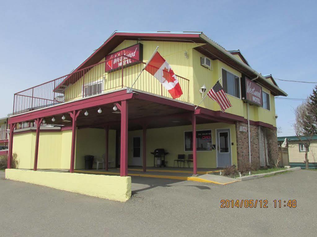 Westwood Motel 100 Mile House מראה חיצוני תמונה